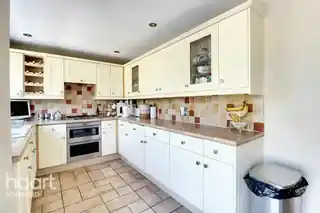 35 Beauly Way, photo 4