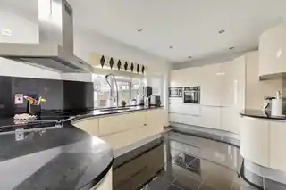 35 Brodie Road, photo 3
