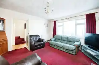 35 Garry Way, photo 4