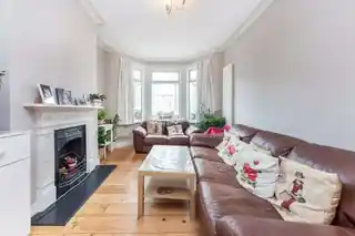 35 Leith Road, photo 3