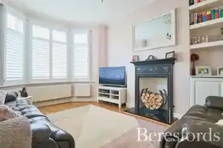 35 Mildmay Road, photo 3