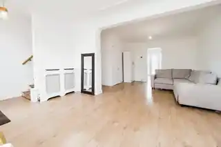35 Movers Lane, photo 4