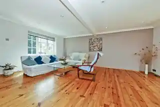 35 Newbury Close, photo 3