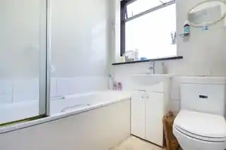 35 Overton Road, photo 4