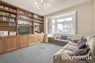 35 Park End Road, photo 3