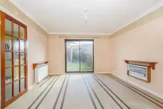 35 Robins Close, photo 2