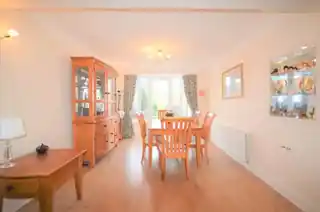 35 Uxendon Hill, photo 4