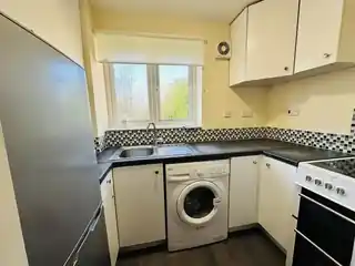 35 Waddington Close, photo 2