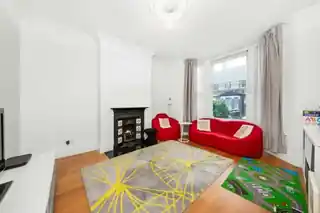 35 Wiverton Road, photo 4