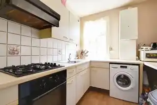 35 Woodside Road, photo 2