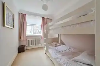 35 Wyndham Street, photo 4