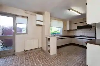 350 Dagnam Park Drive, photo 2