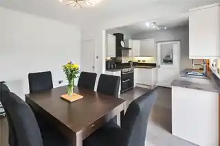 356 Hurst Road, photo 3