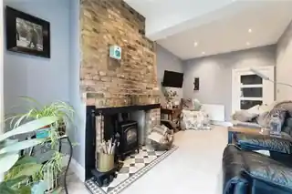 36 Brentwood Road, photo 2