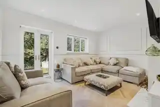 36 Coulsdon Road, photo 2