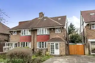 36 Eastbrook Road, photo 2