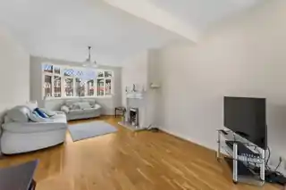 36 Fairford Gardens, photo 2