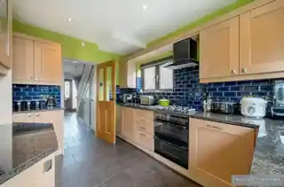 36 Farnes Drive, photo 4