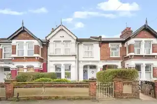 36 Greenleaf Road, photo 2