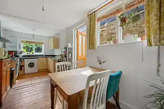 36 Lidfield Road, photo 2
