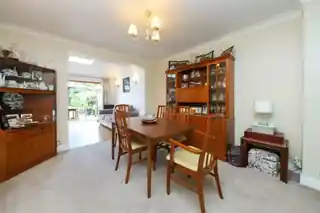36 Meadow View Road, photo 3