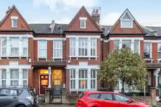 36 Norfolk House Road, photo 3