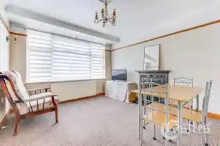 36 Queensland Avenue, photo 3