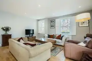 36 Ravensdon Street, photo 4