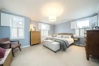 36 Ravensdon Street, photo 3
