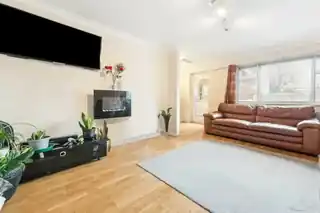 36 Riverdale Road, photo 2