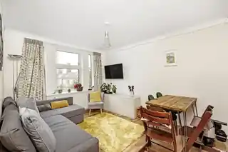 36 Rosemary Gardens, photo 2