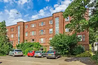 36 Rosemary Gardens, photo 3