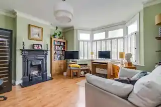 36 Rosslyn Avenue, photo 2
