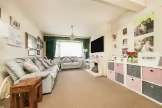 36 The Drive, photo 4