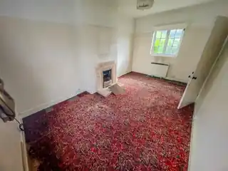 36 Whinyates Road, photo 4