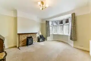 36 Wood End Avenue, photo 2