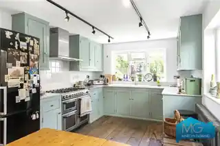 362 Long Lane, photo 2