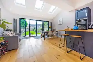 369 London Road, photo 4