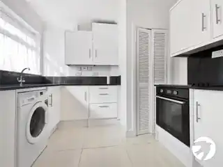 369 Long Lane, photo 4