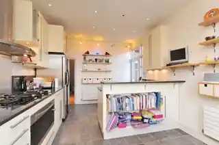 36A Beaumont Road, photo 2