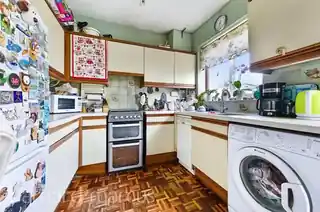 37 Ardrossan Gardens, photo 4