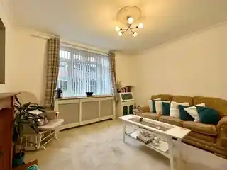 37 Bedale Road, photo 3