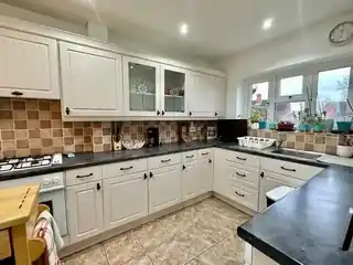37 Bedale Road, photo 4