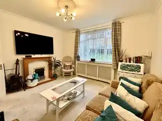 37 Bedale Road, photo 2