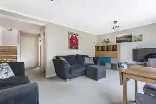 37 Bennett Close, photo 3
