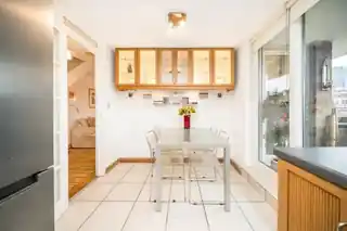 37 Burr Close, photo 3