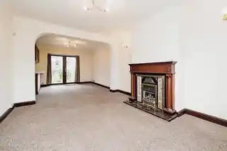 37 Carter Drive, photo 2