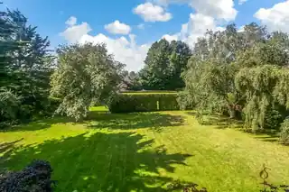 37 Castlemaine Avenue, photo 2