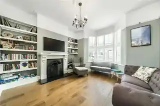 37 Delafield Road, photo 3