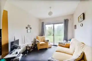 37 Farm Way, photo 3